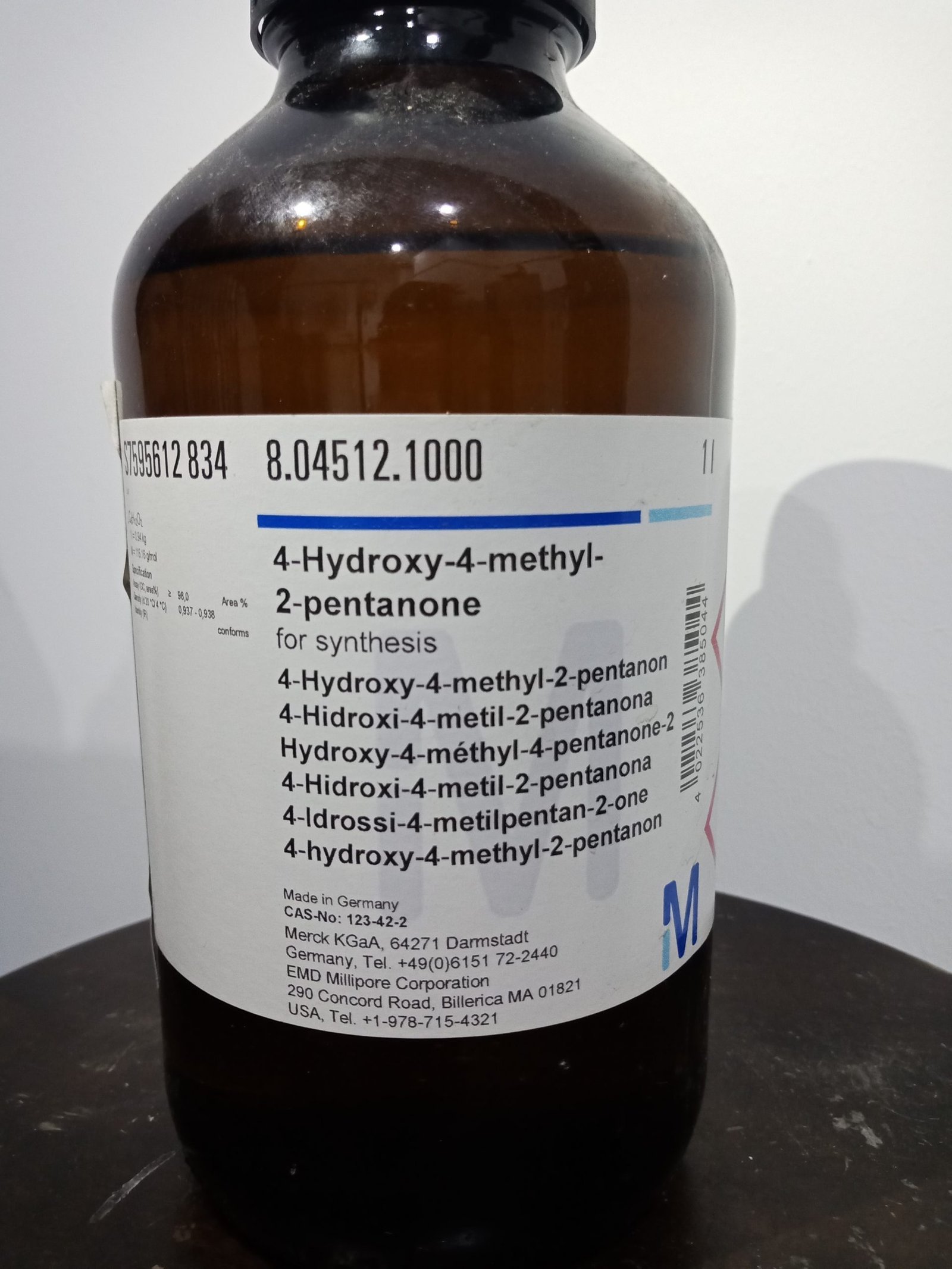 4-Hydroxy-4-methyl-2-pentanone