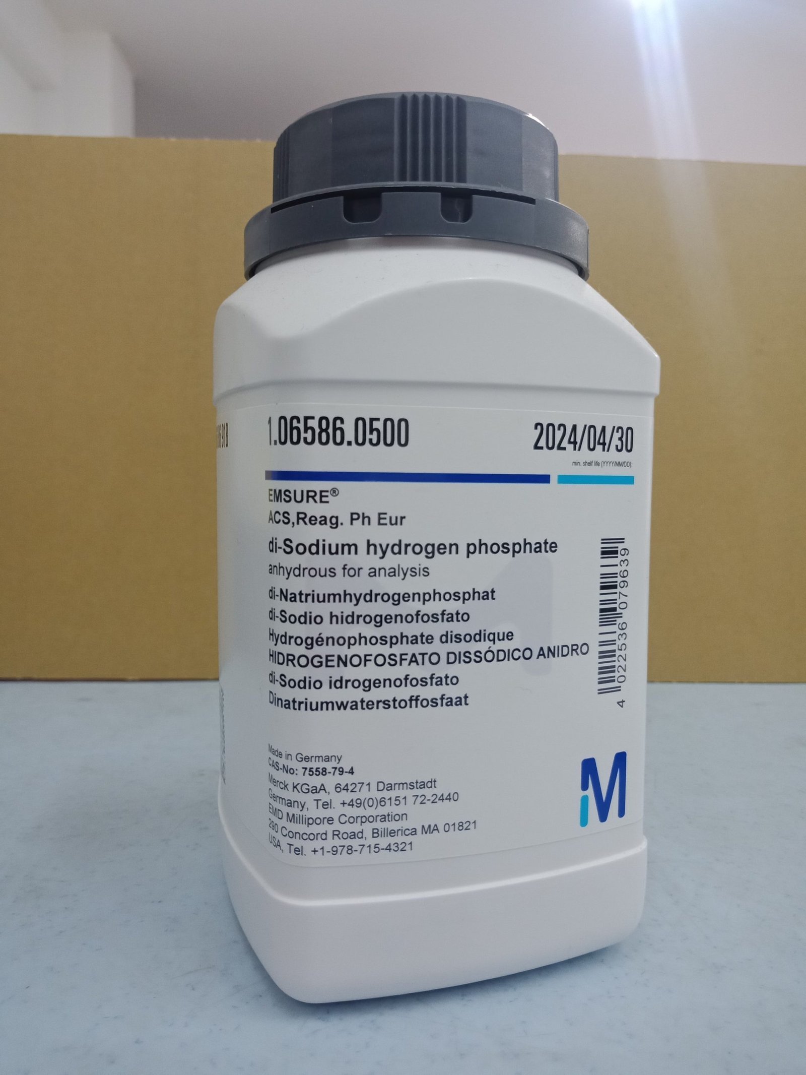 di-Sodium hydrogen phosphate